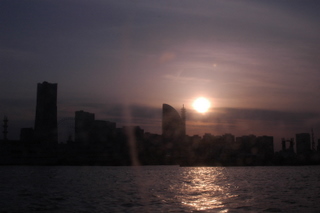 夕日の横浜港（２）